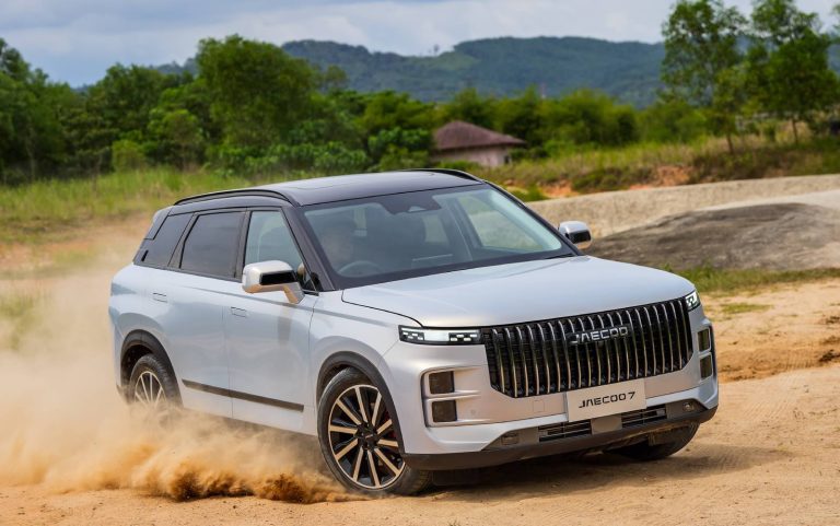 Jaecoo J7: Pakistan’s New Automotive Sensation         Nishat Group Creates History With 2,000 Bookings in Just 15 Days