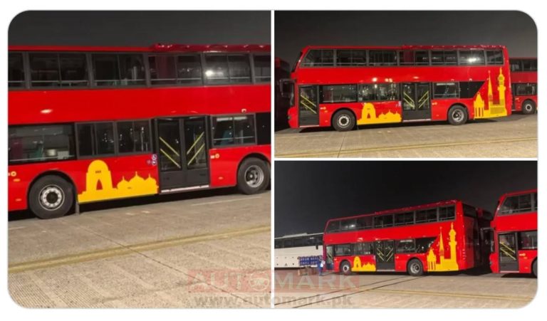Double-Decker Red Buses Arrive at Karachi Port to Boost City Tourism