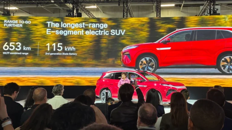 BYD Atto 8 large 7-seater becomes the brand’s first car with flash charging in Europe